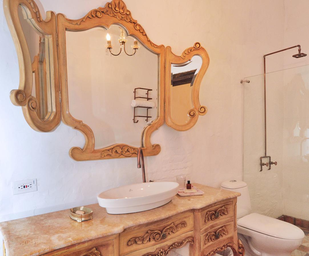 Hotel Casa Palosanto サパトカ エクステリア 写真